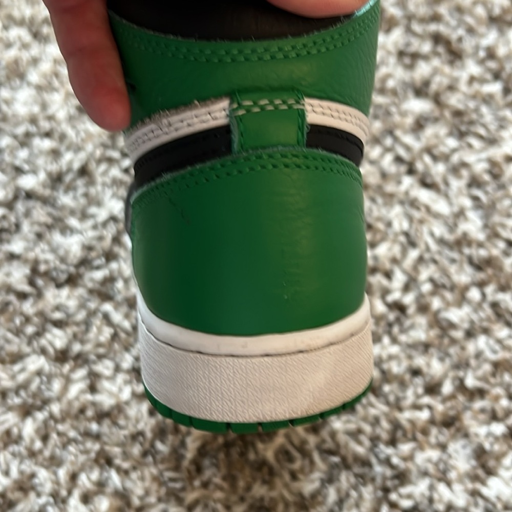 Nike Air Jordan High OG Lucky Green GS 4Y FD1437-031 - Picture 5 of 5